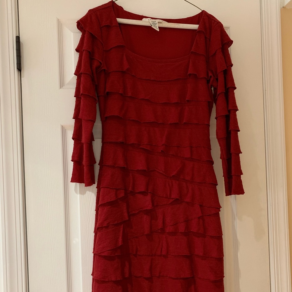 Red tiered dress 3/4 in sleeves